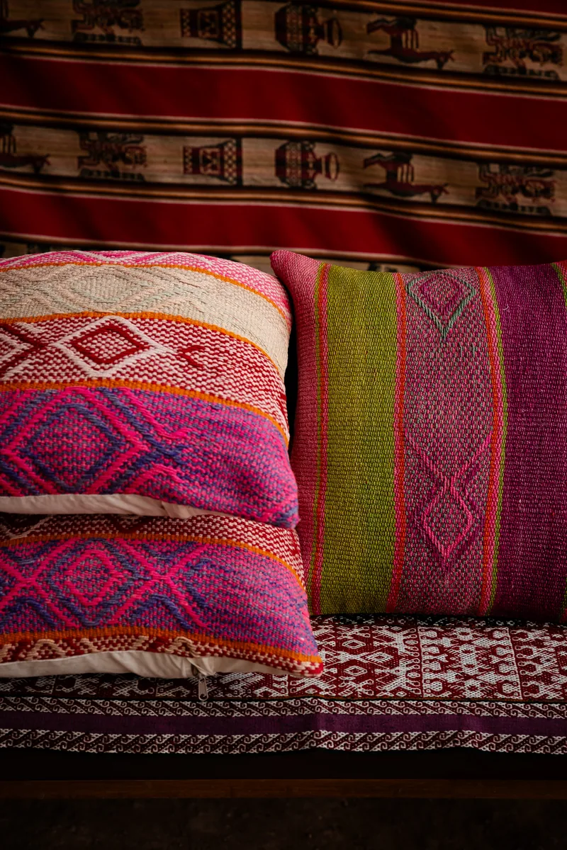 Pink and green geometric frazada pillow cover